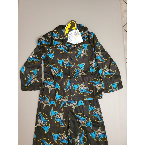 Batman Pajama set Size 4 - Picture 1 of 6